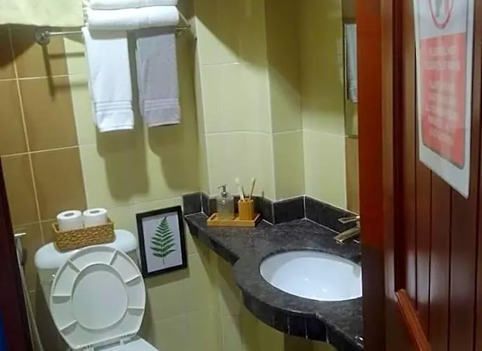Transit Point Mactan Cebu Hotel 2*